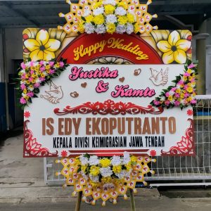 Papan bunga wedding elegan dan eksklusif