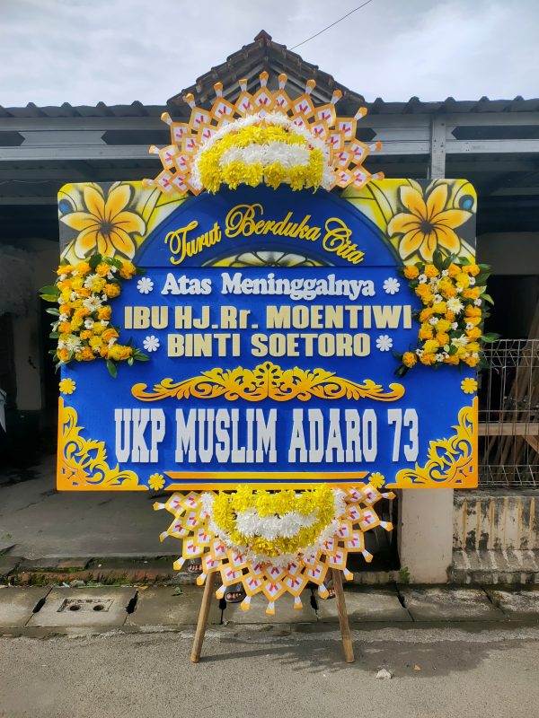 Bunga Papan Ucapan Kudus
