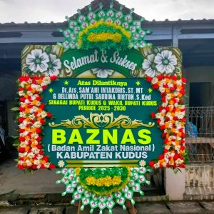 Banyak pelanggan puas dengan pelayanan kami
